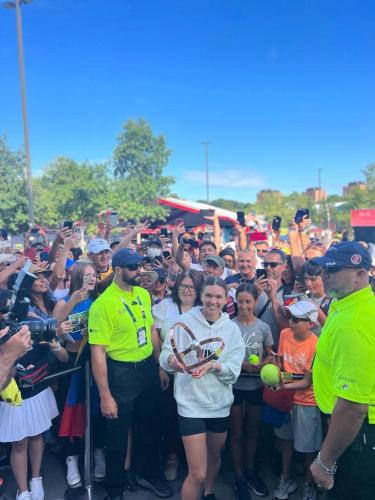 299165126 604292571060527 4894491100390415256 n